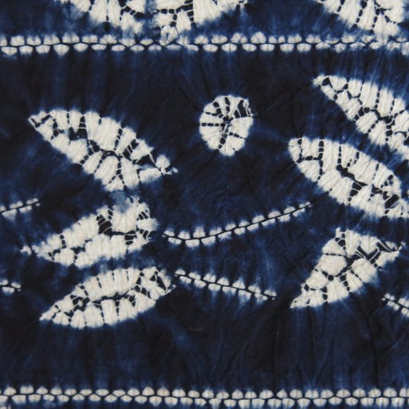 Hand Dyed 100% Cotton Indigo Shibori Technique Floral Pattern Large Tablecloth - Picture 8 of 16